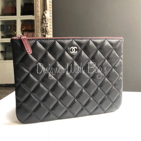 chanel boy o case medium size